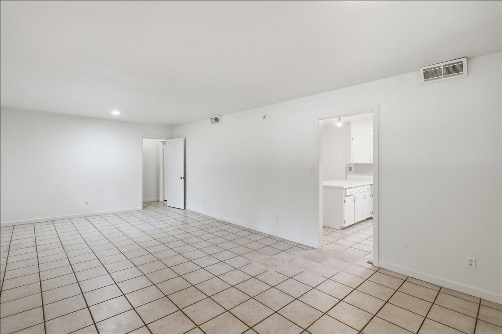 1632 Winchester Street 5 of 12