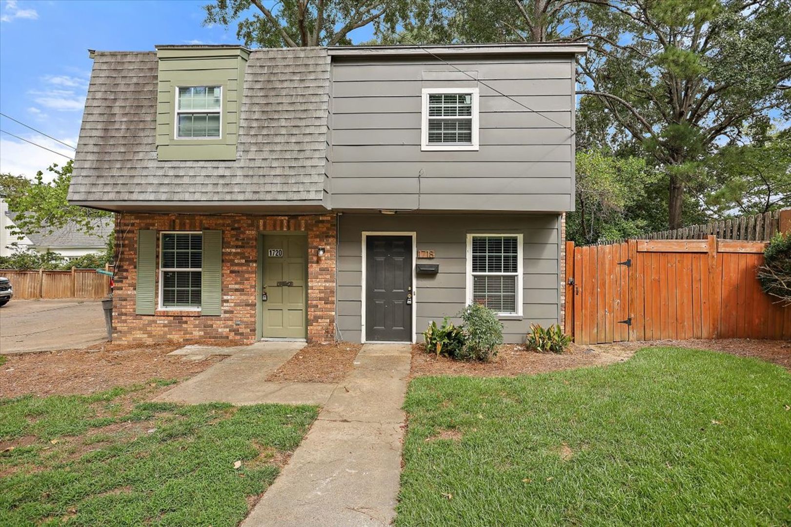 Jackson Apartment: 1718-1720 Hazel Street
