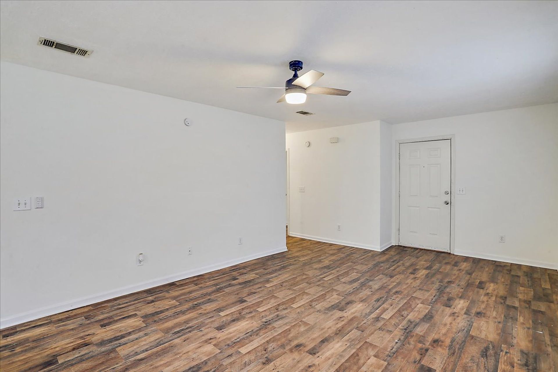 2-Bedroom, 2-Bath Townhome in Brandon 4 of 12