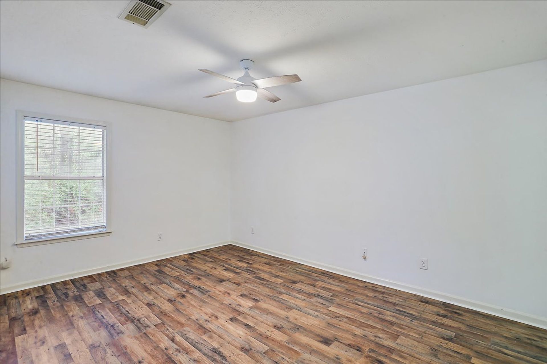 2-Bedroom, 2-Bath Townhome in Brandon 12 of 12