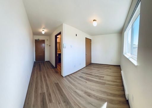 A Quaint Studio near UW - Utilities Included! – photo 1