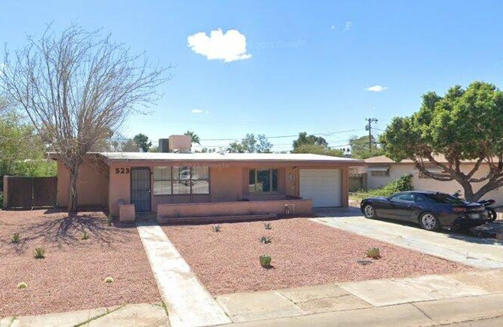 Tempe House: 523 W 16th St