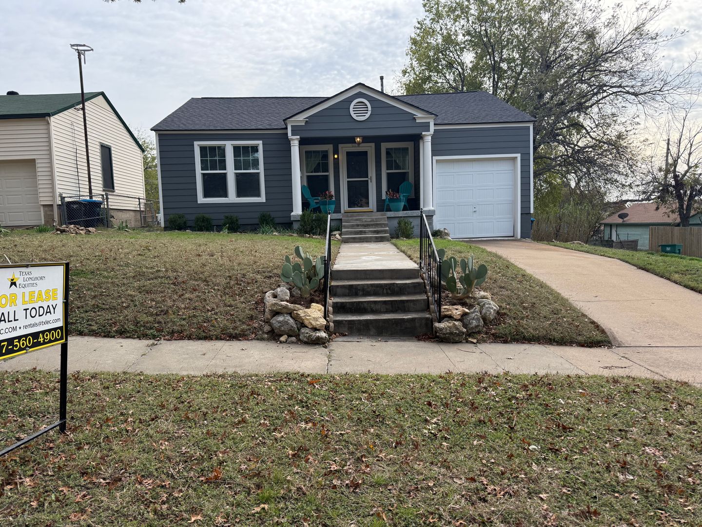 Fort Worth House: 5113 Lovell Ave.