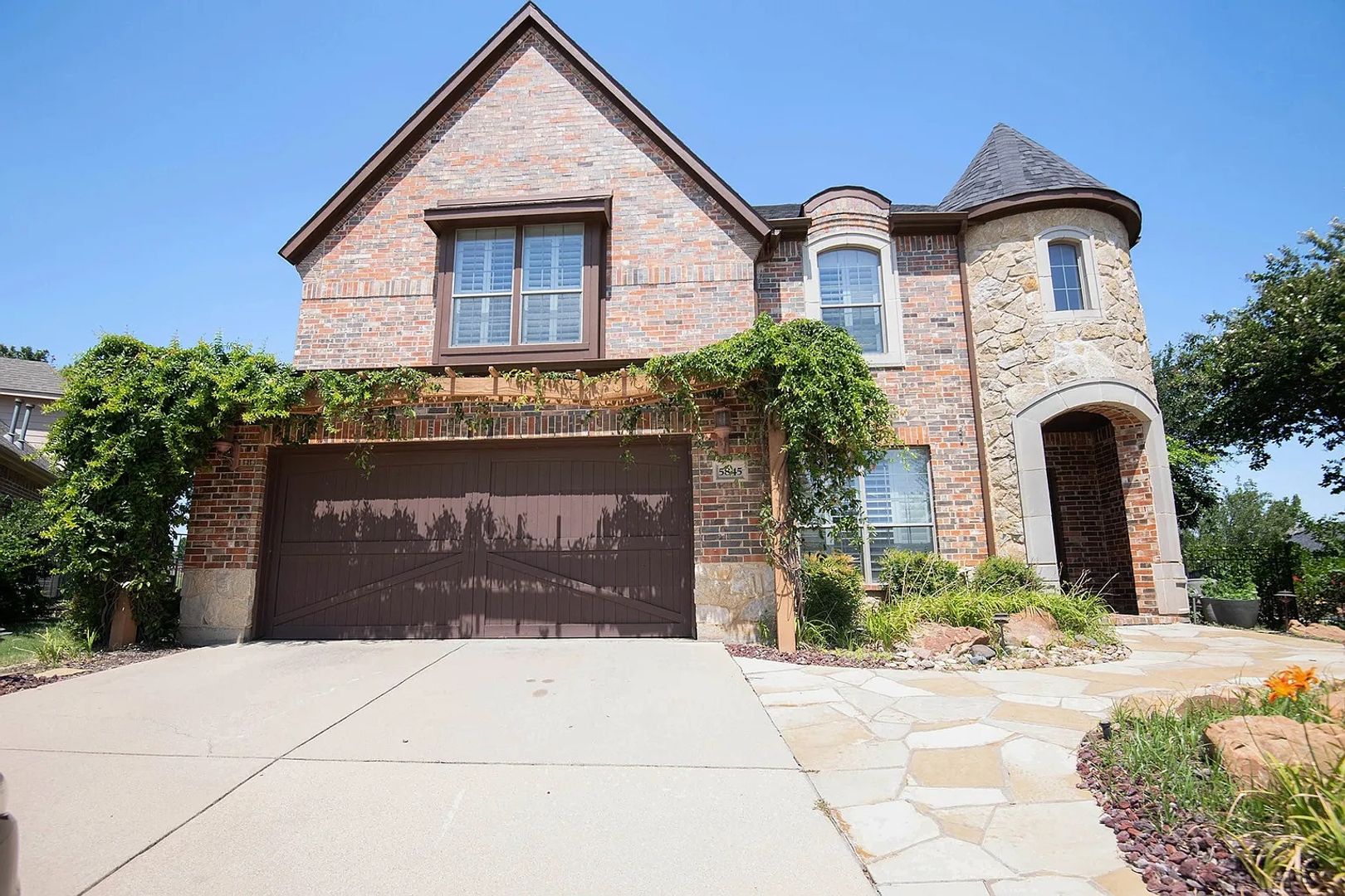 Fort Worth House: 5845 Tuley Creek Dr.