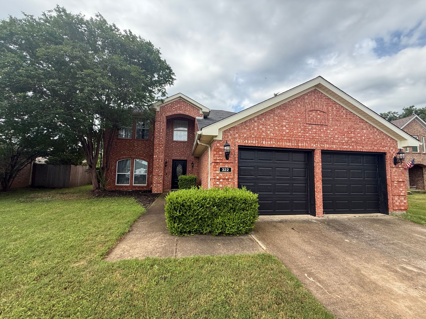 Lake Dallas House: 322 Ashley Oak Ln.