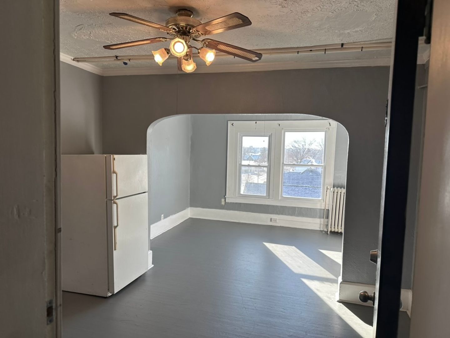 Akron Apartment: 26 E Tallmadge Ave