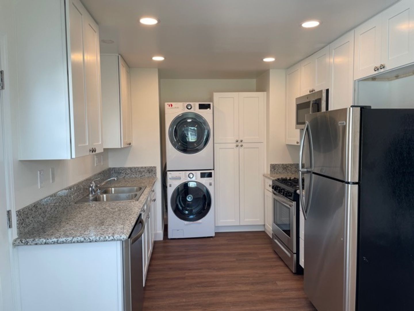 Imperial Beach House: 980 Ebony Avenue