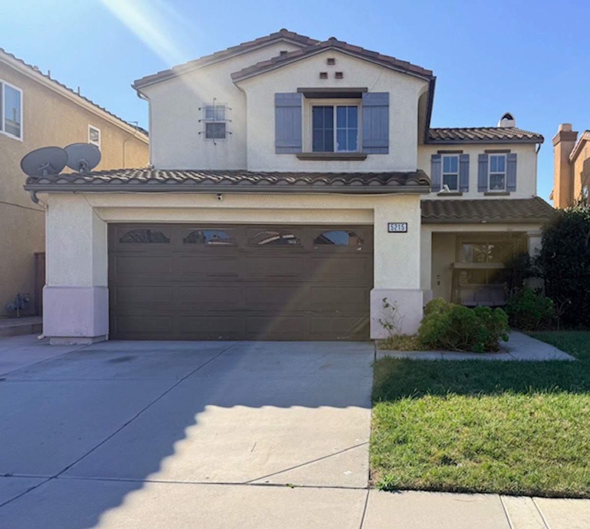 San Diego House: 5215 Sandbar Cove Way