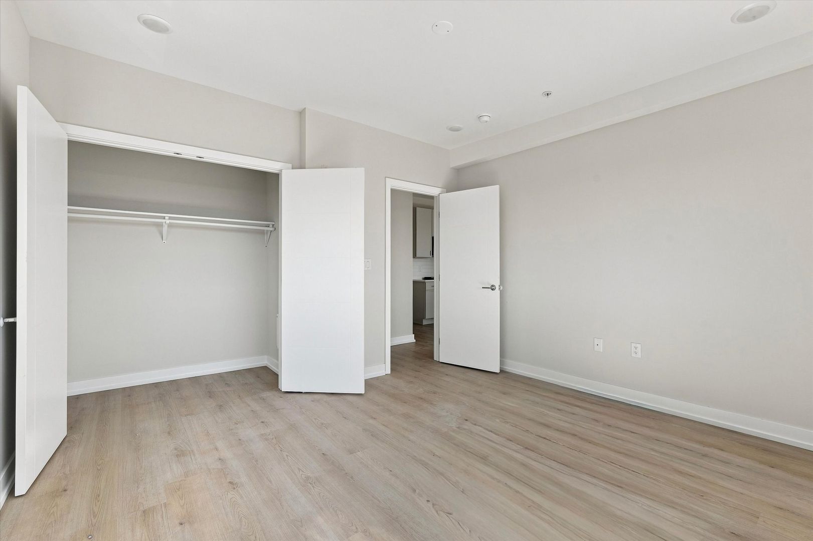 Philadelphia Apartment: 2523 N Fairhill St