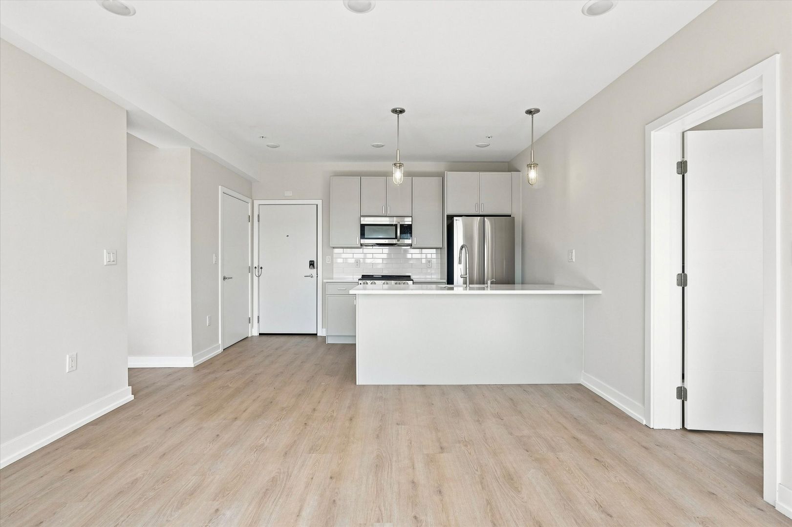 Philadelphia Apartment: 2523 N Fairhill St