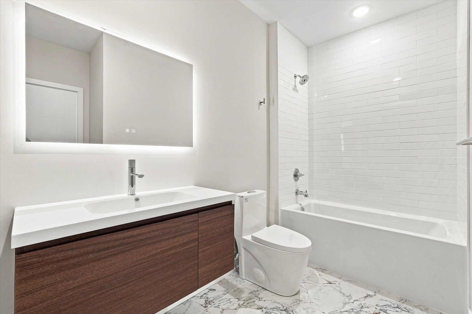 Philadelphia Apartment: 2523 N Fairhill St