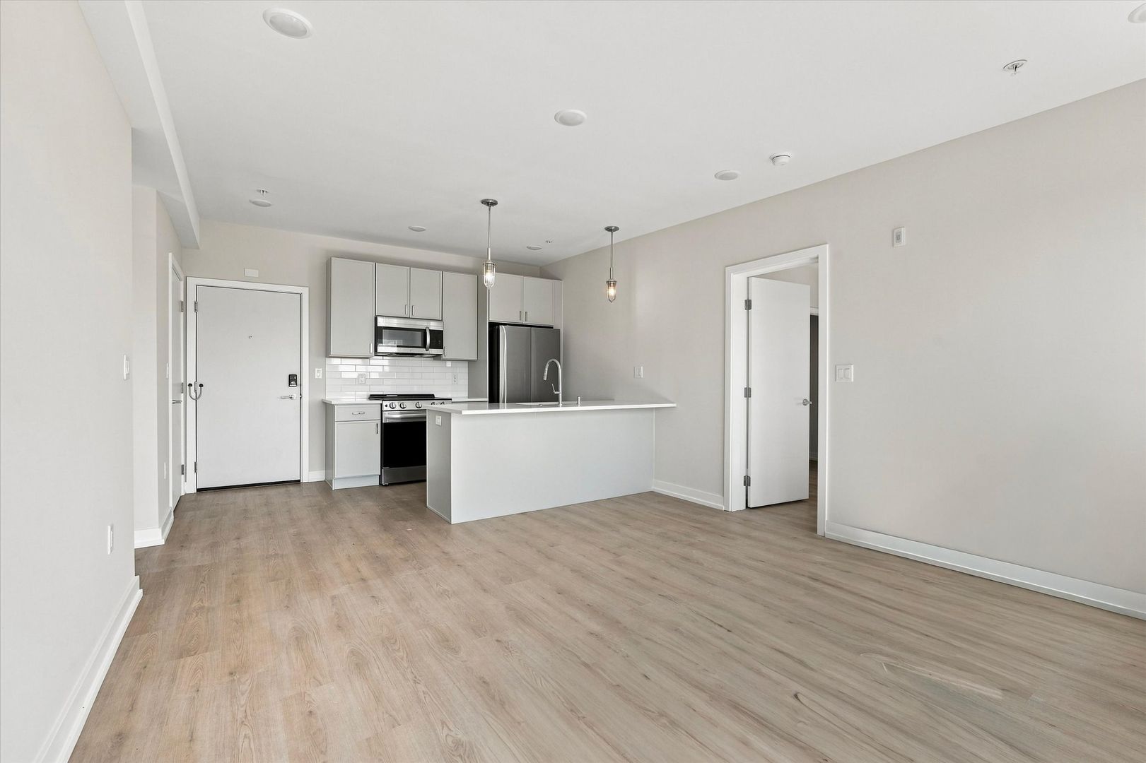Philadelphia Apartment: 2523 N Fairhill St