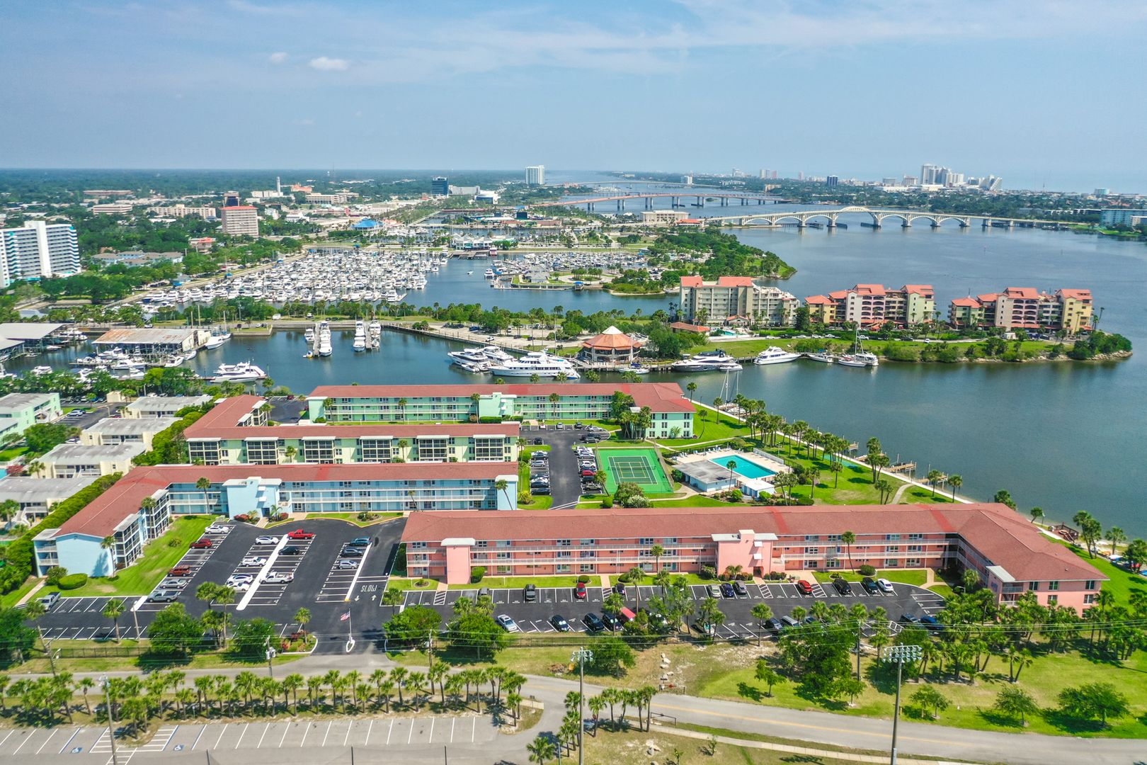 Daytona Beach Condo: 719 S Beach St #314B