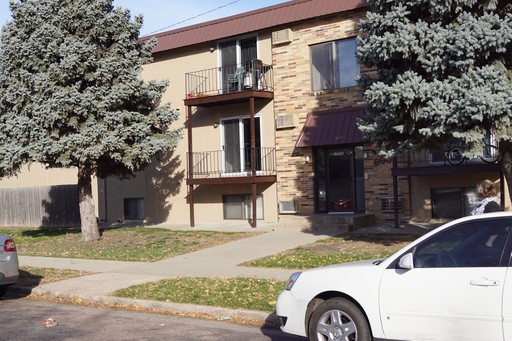 $500 deposit moves you in!! – photo 1