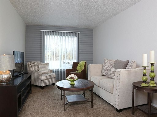 Beautiful Beginnings at Turning Leaf. 2 bedroom is only $700 a month for a year lease term plus $500 deposit! Birthday month free! – photo 1