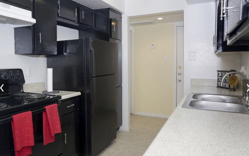 1 Bedroom Apartment – 9475 W Sam Houston Parkway, Houston, TX 77099