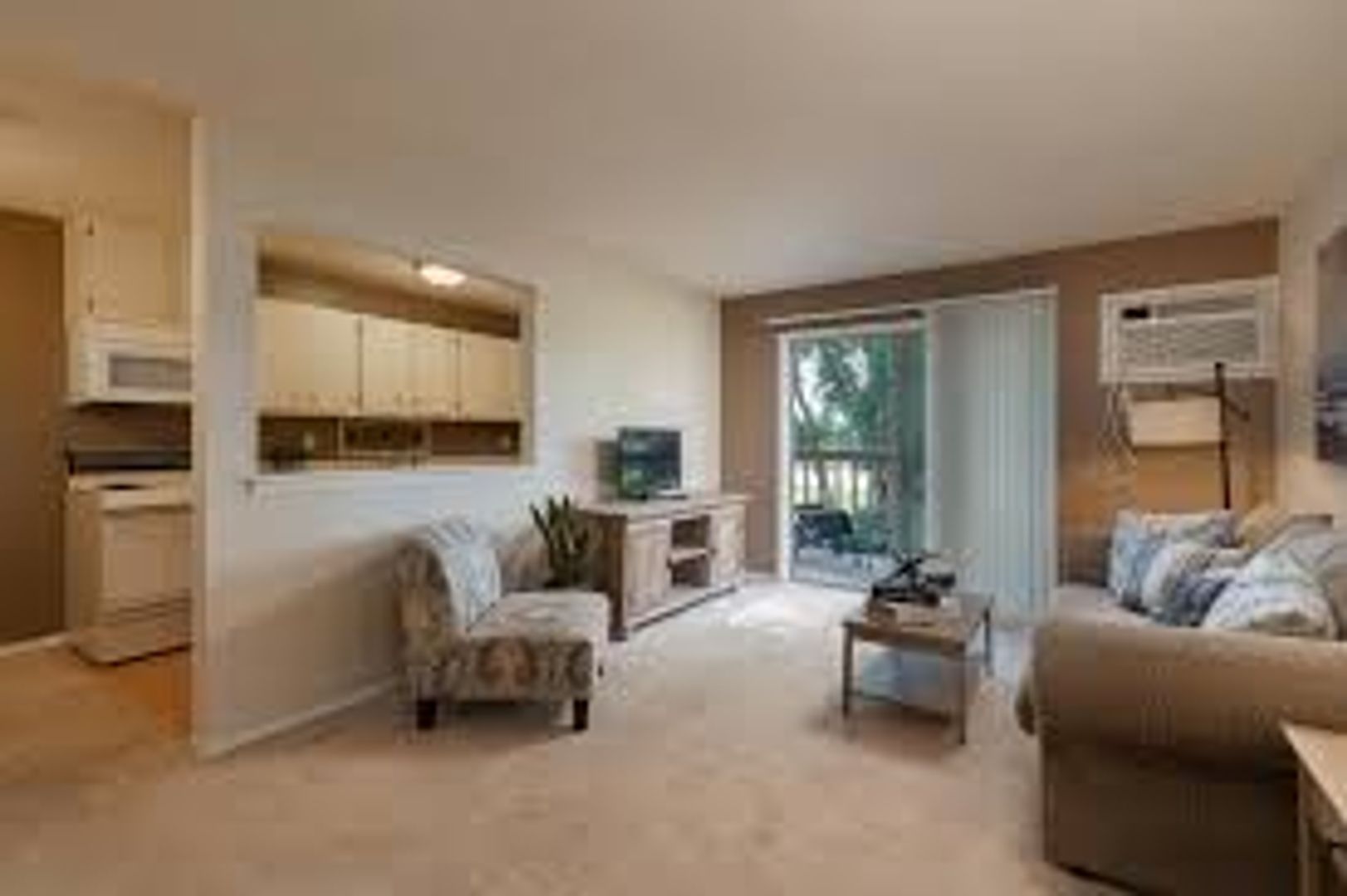 Rapid City Apartment: 761 E Anamosa St