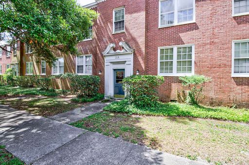 1BR/1BA at Oleander Court – photo 1