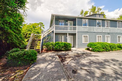 2BR/2BA Condo Near Hospital – photo 1
