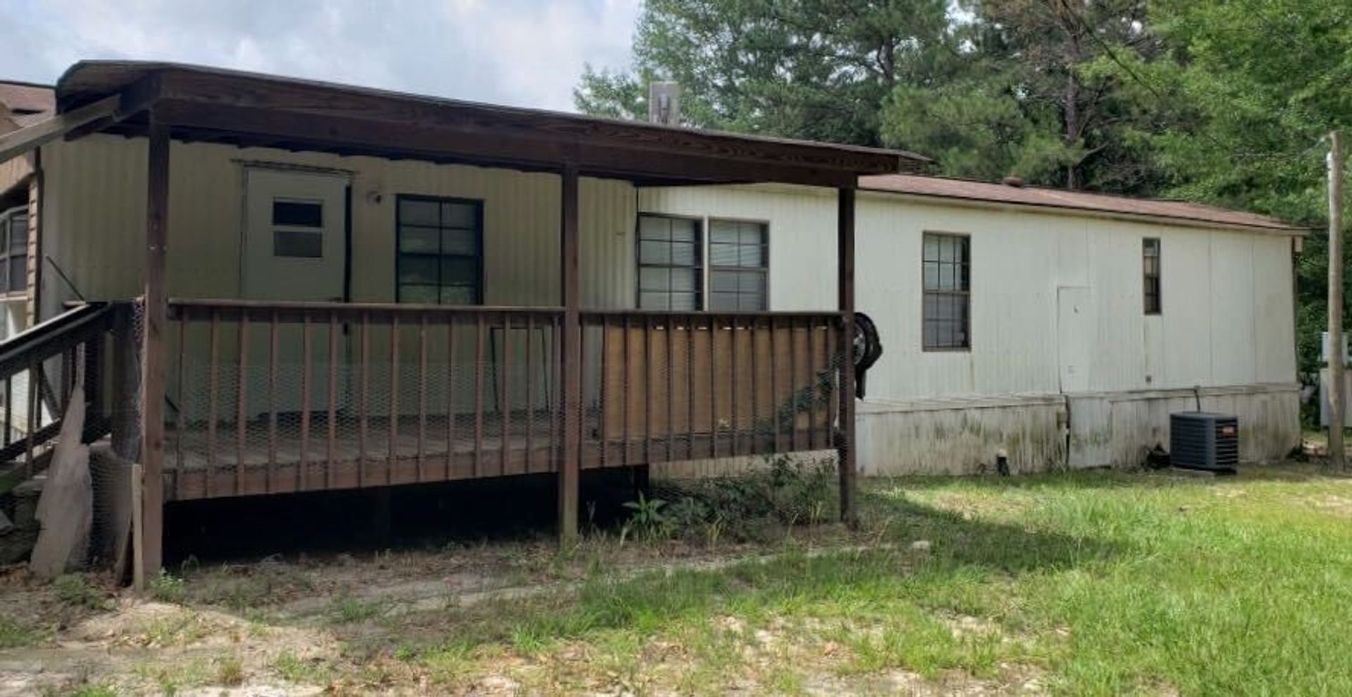 Eastover House: 908 Pond Drive