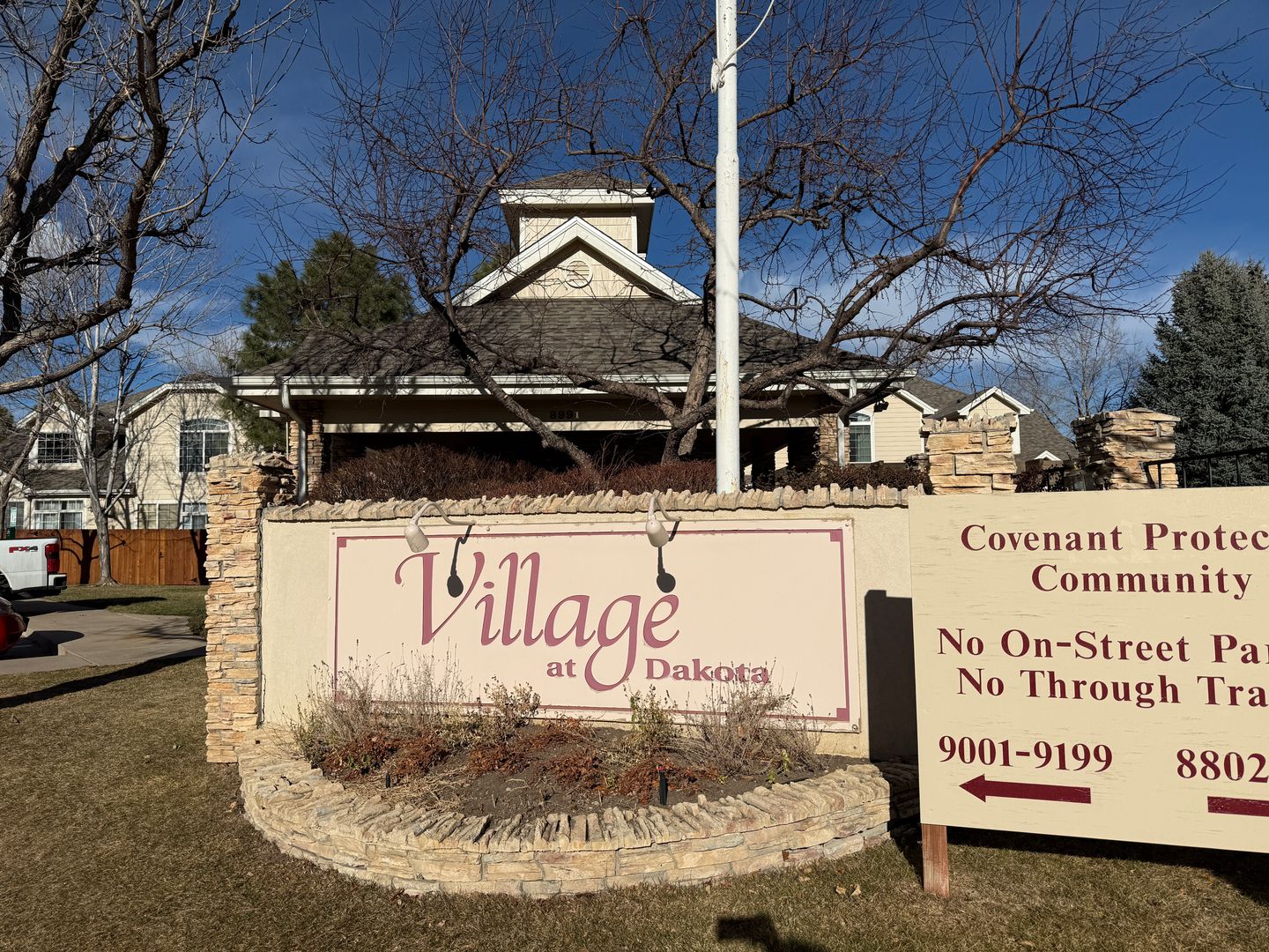 Littleton Townhome: 9021 W Phillips Dr