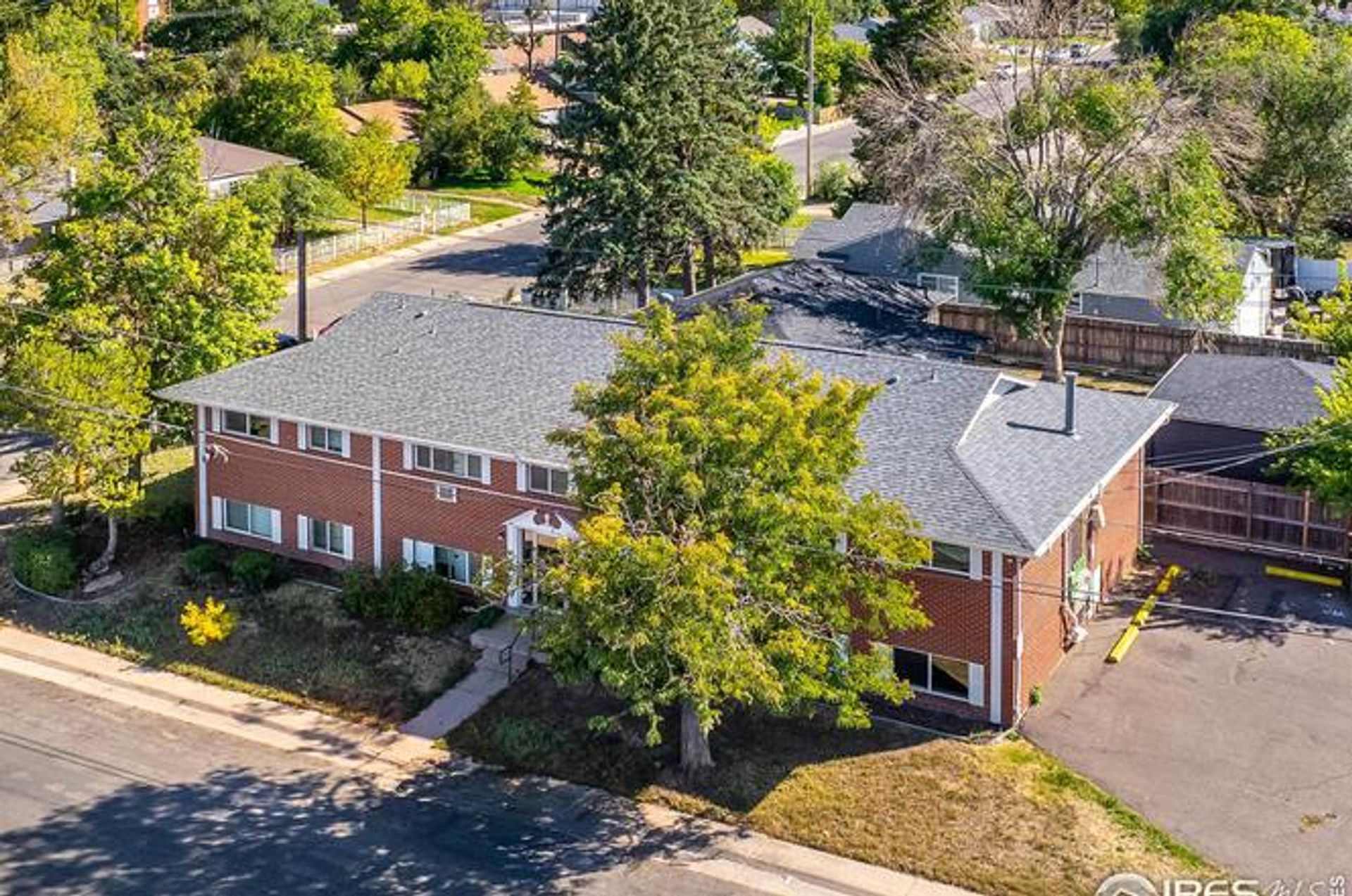 Aurora Apartment: 1391 Lima St