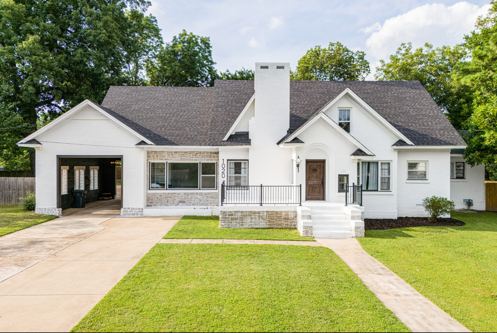 Jonesboro House: 1020 W Matthews Ave.