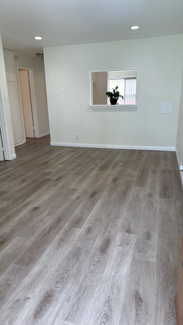 Garden Grove Apartment: 13471 Leda Lane