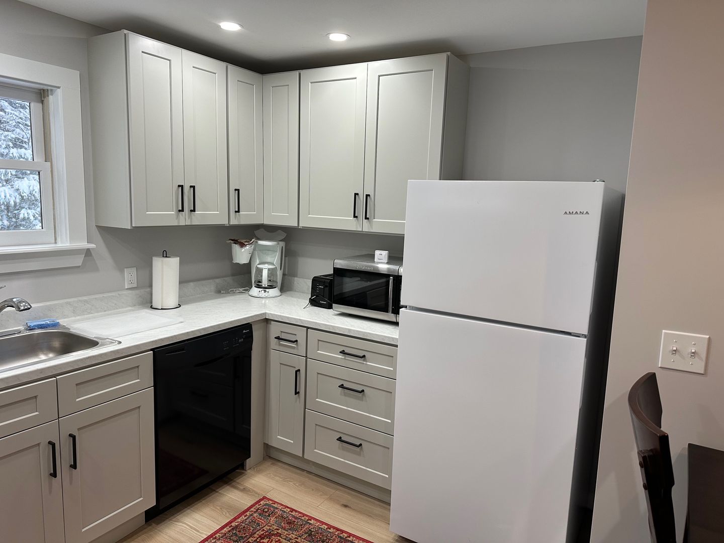 Rindge Apartment: 89 Middle Winchendon Road