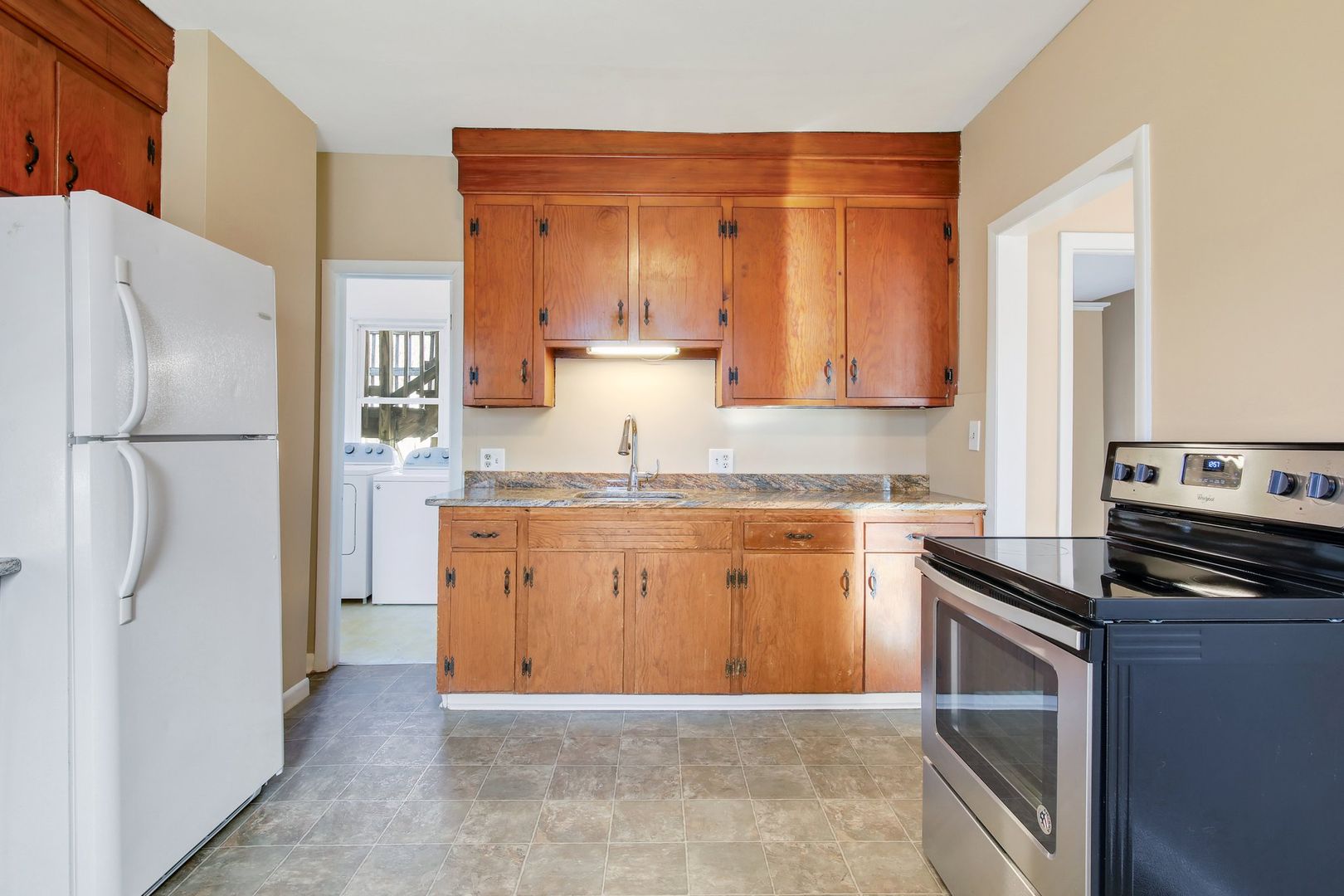 Westfield Apartment: 15 Myrtle Avenue