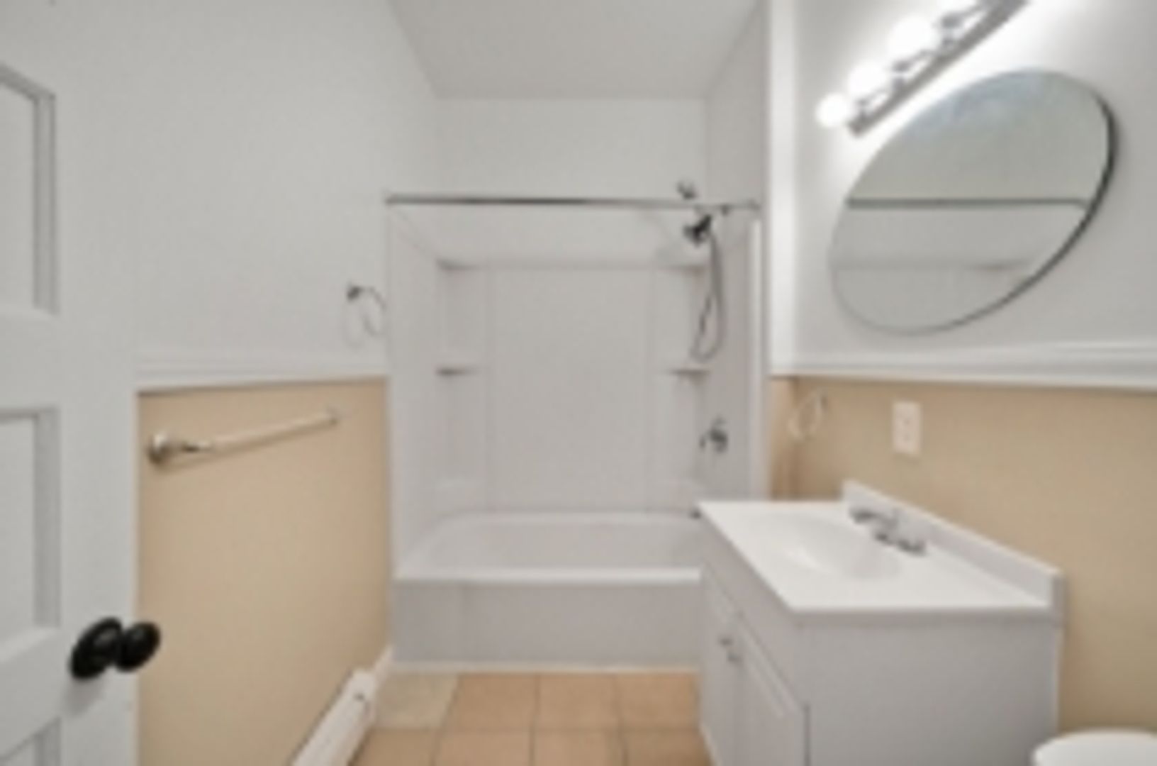 Springfield Apartment: 150 White Street