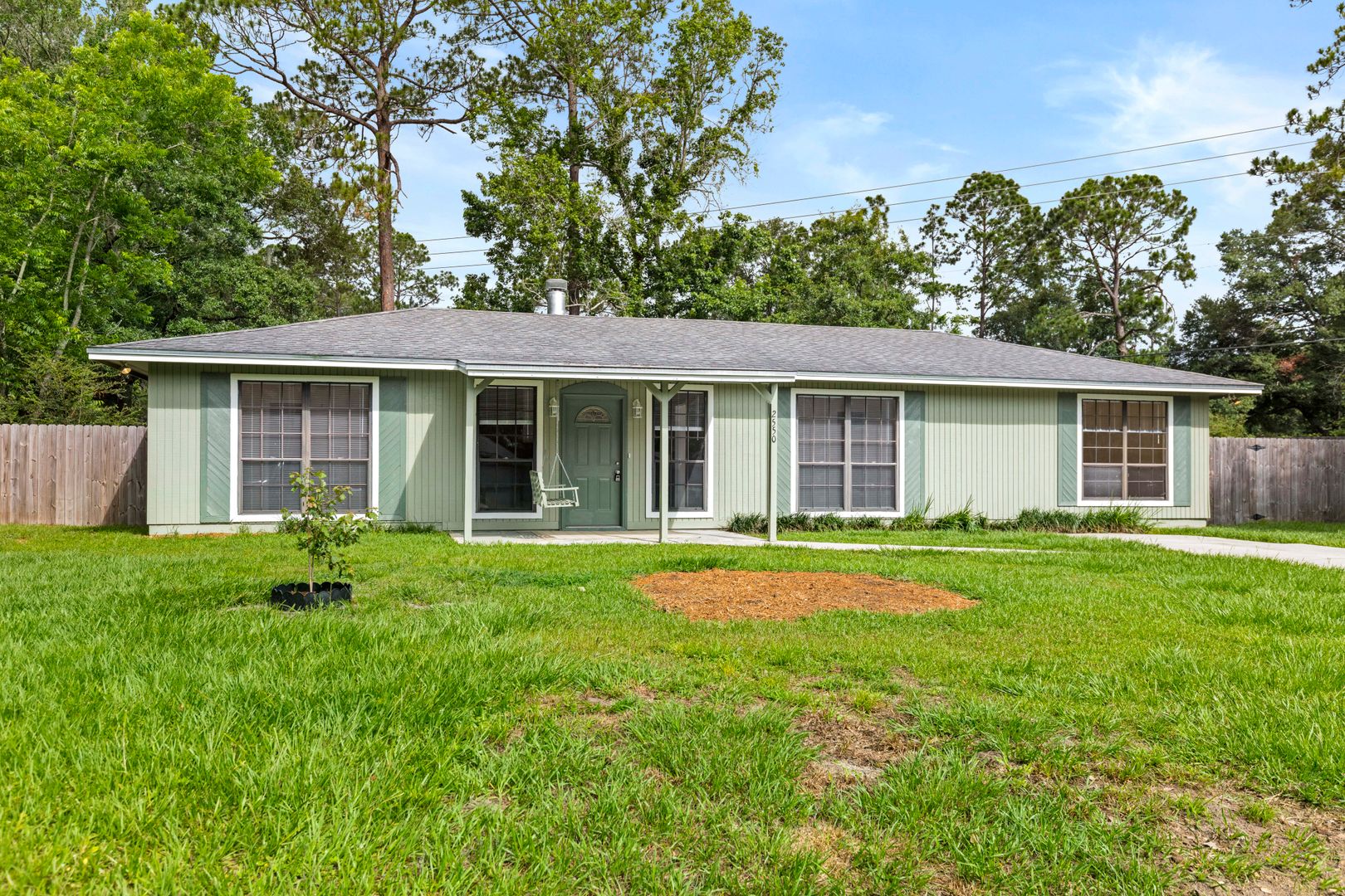 Gainesville House: 2550 NW 54th Blvd