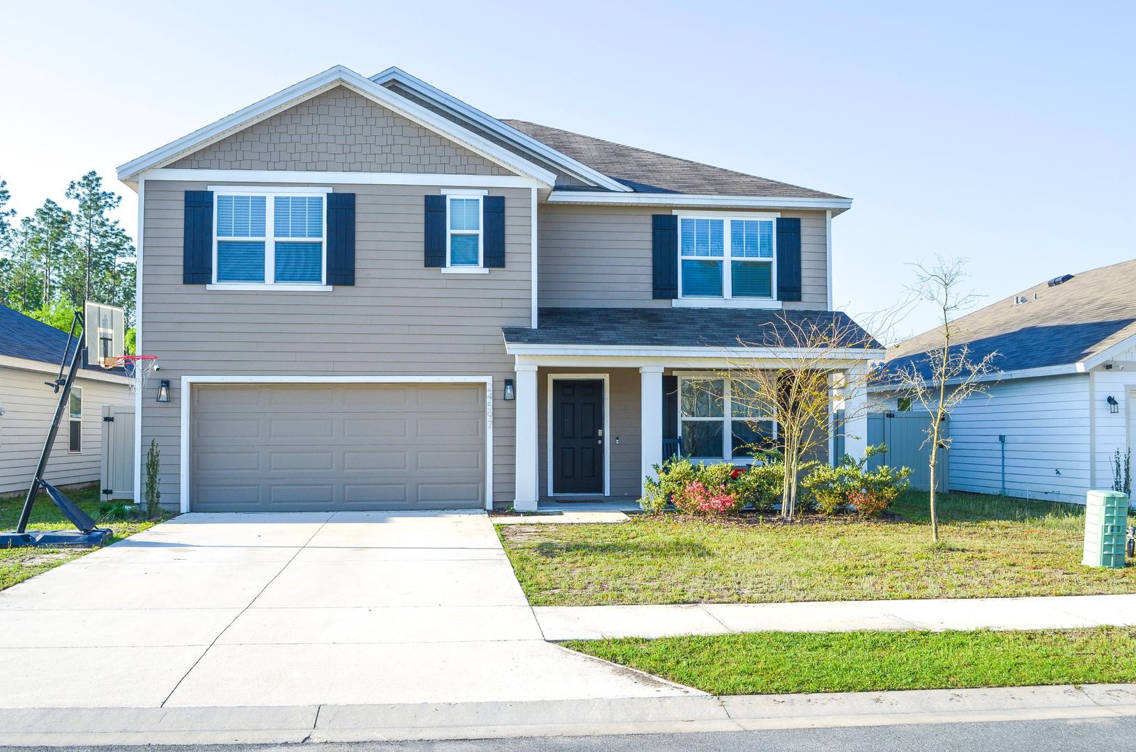 Newberry House: 24597 NW 23rd Lane