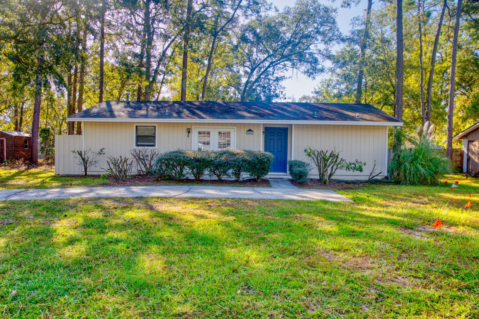 Gainesville House: 2447 NW 54th Blvd