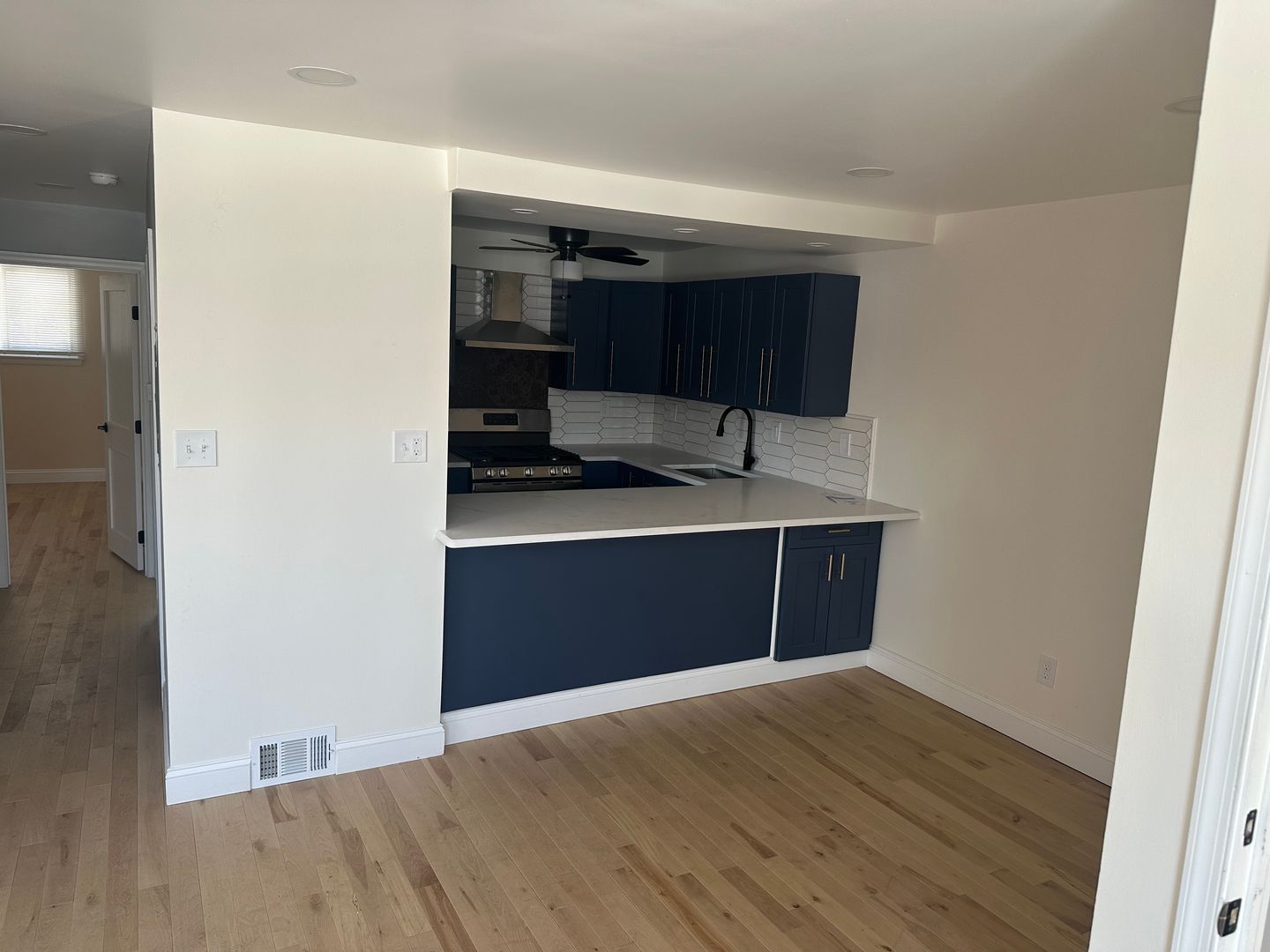 Drexel Hill Apartment: 4407 ROSEMONT AVENUE