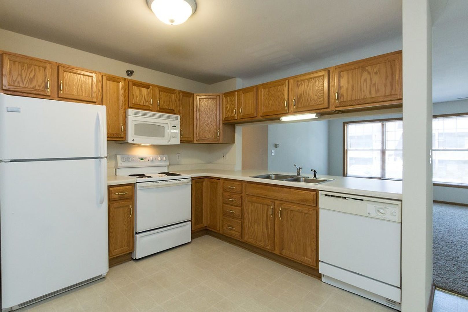 Ames Apartment: 150 Campus Avenue