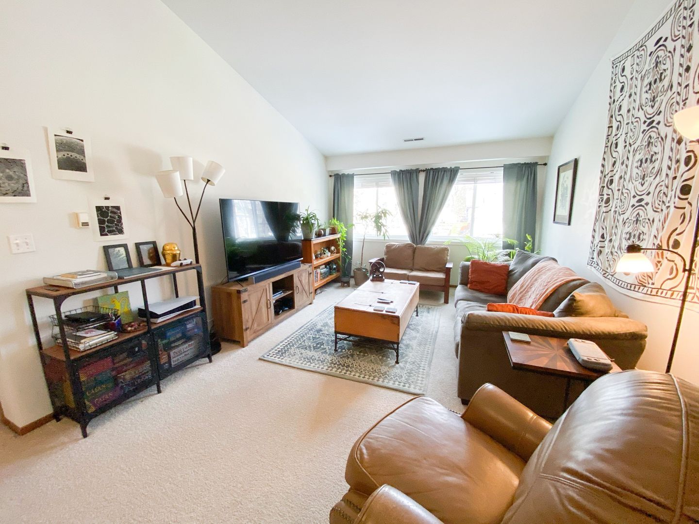 Ames Apartment: 802 6th Street