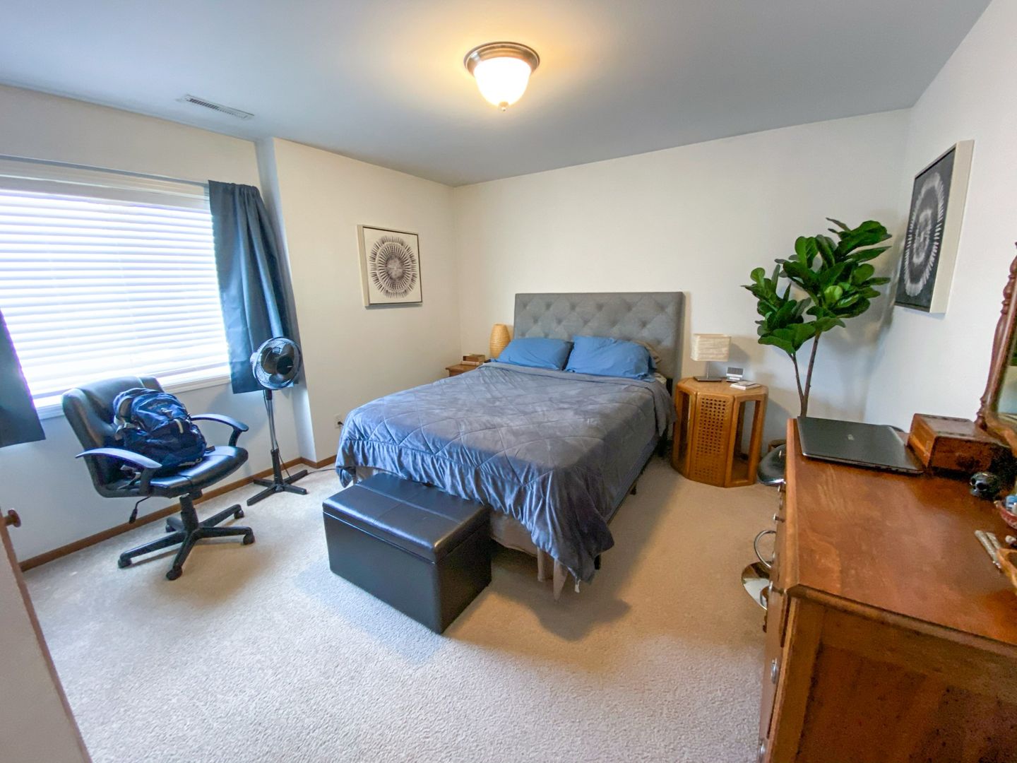 Ames Apartment: 802 6th Street