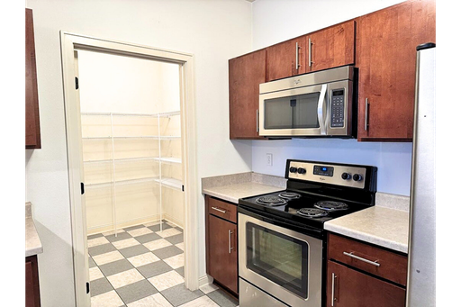 Individual Lease in a 4 Bed/4 Bath (4A) Unit | The Stritz