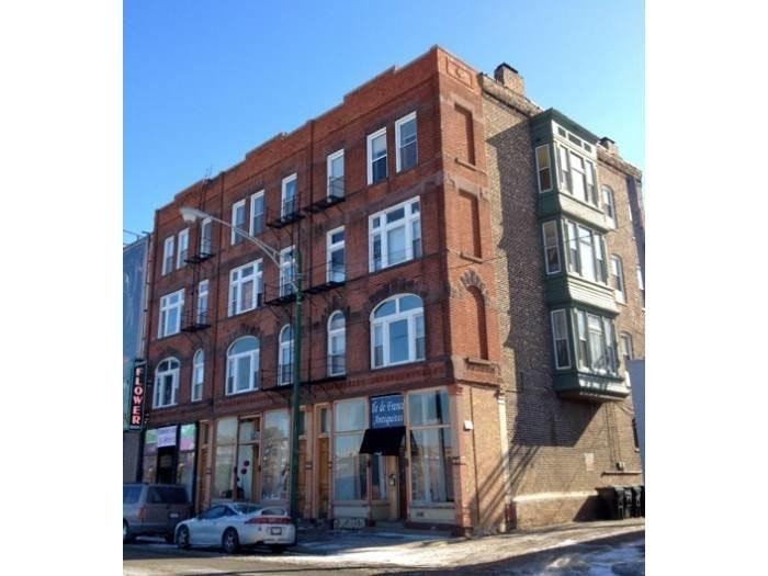 Chicago Apartment: 1039-43 West Grand Ave