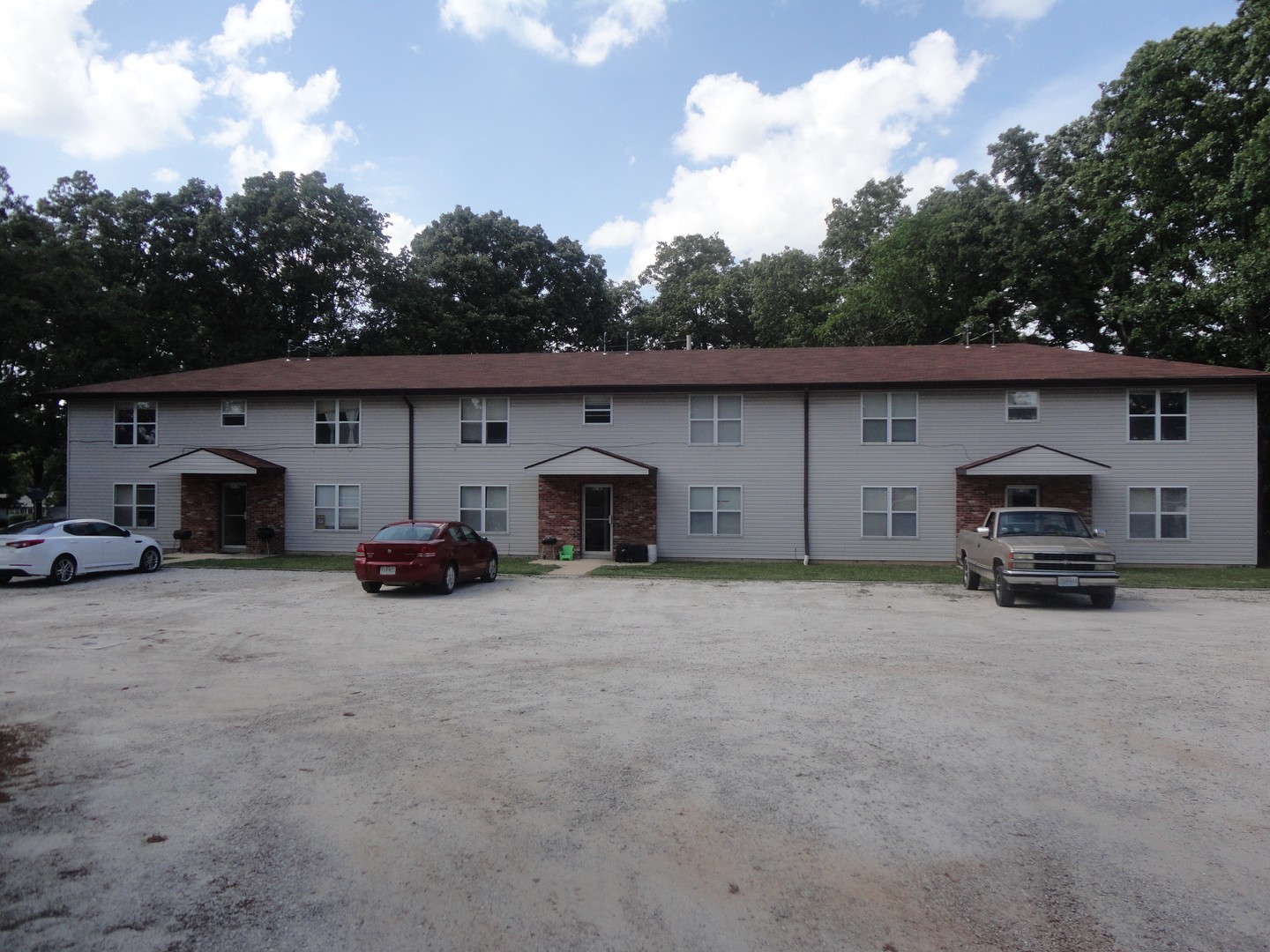 Salem Apartment: 5400 W. Scenic Rivers Blvd.