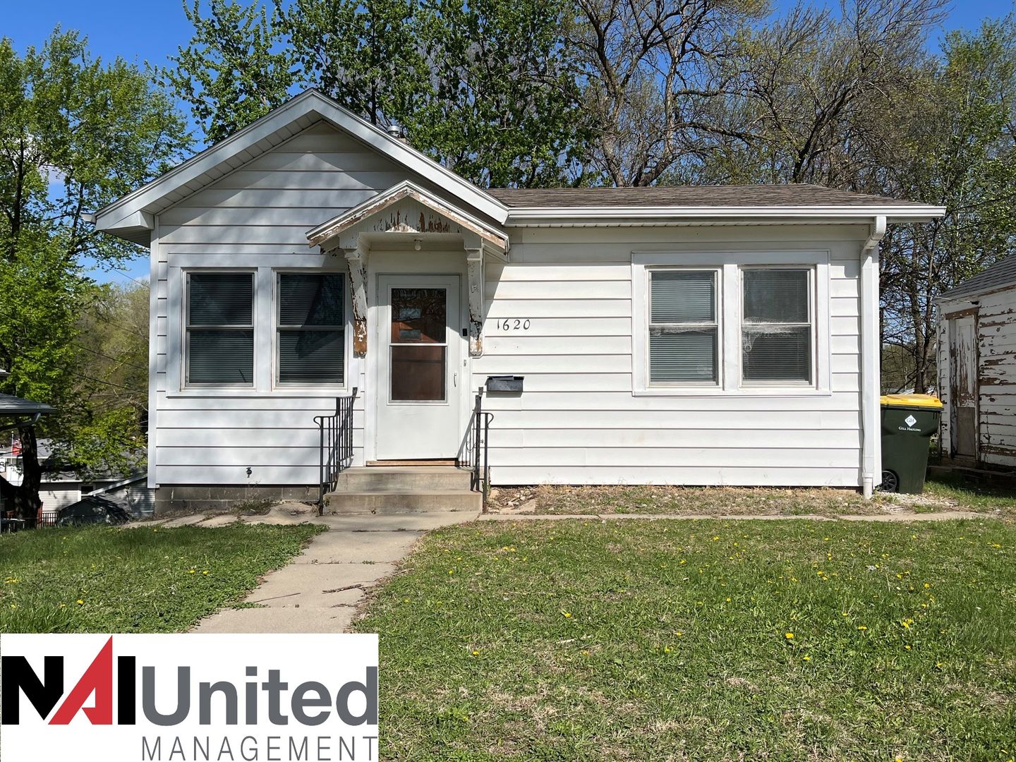 Sioux City House: 1620 S. Lemon St