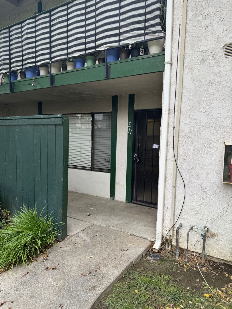 Colton House: 1735 E. Washington St. #E11