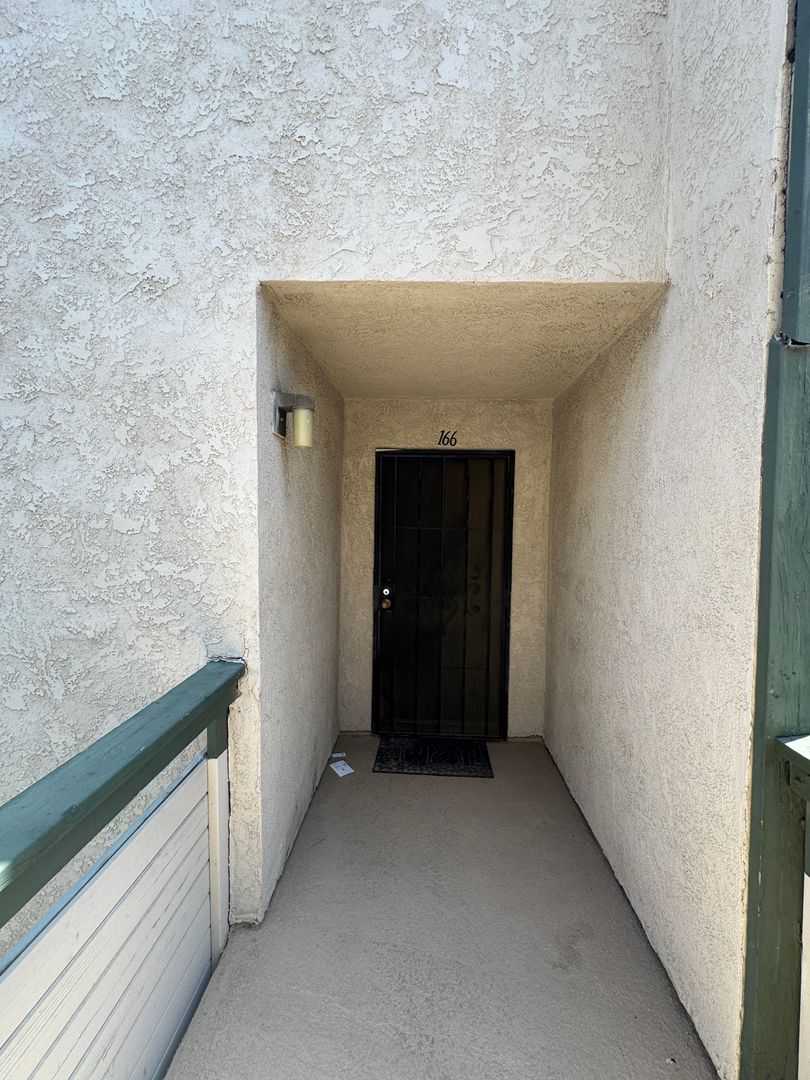 Colton House: 2255 Cahuilla St. #166