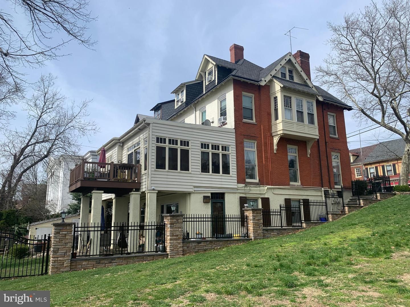 Bristol Apartment: 256 Radcliffe St
