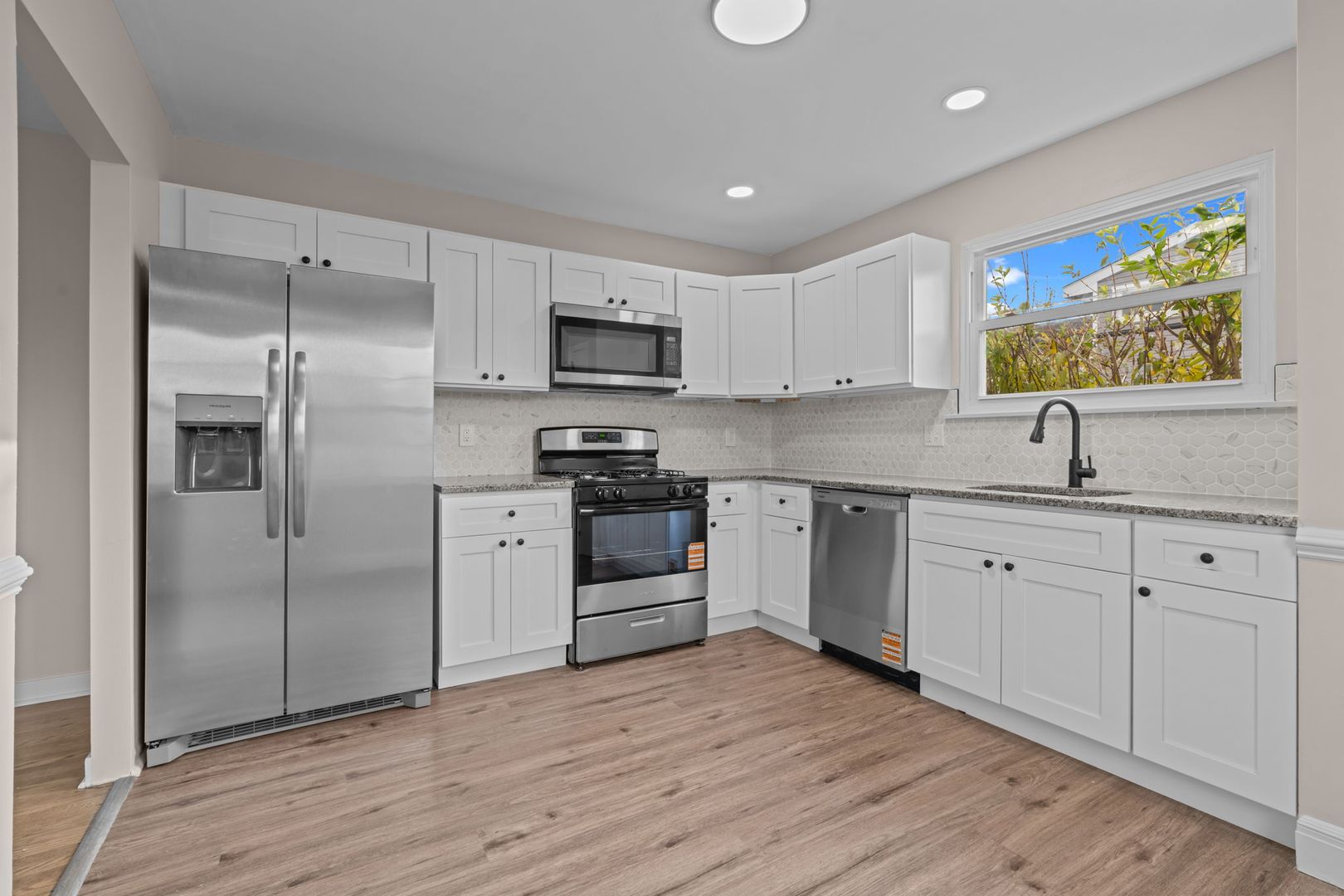 131 Kipling Dr 9 of 12