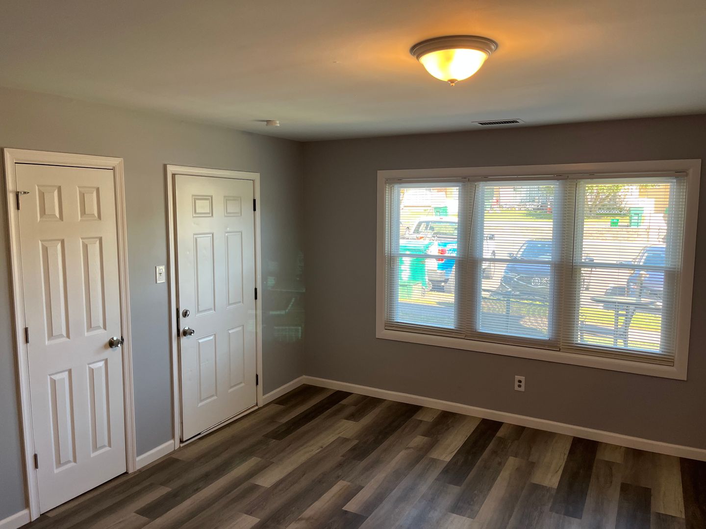 Warrington Apartment: 2238 Pileggi Rd