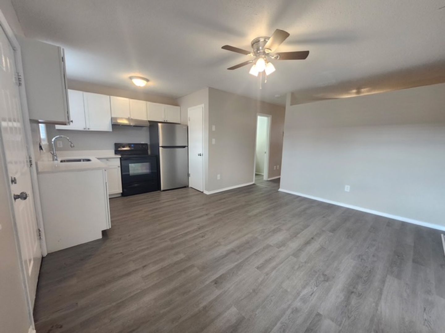 Monroe Apartment: 1808-1842 Williams Rd