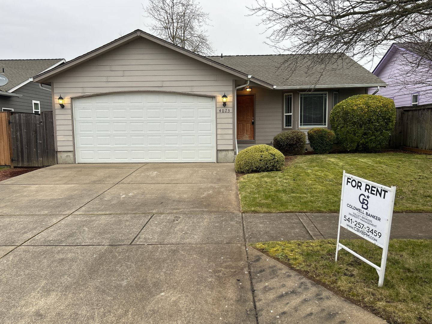 Albany House: 4023 Spring Ave NE