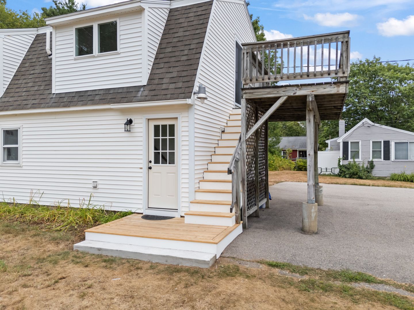 Wells Apartment: 381 Littlefield Rd